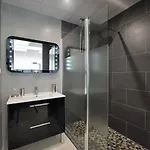 Apartment Chrome - Heliopolis D 80 - Luxe -by Agn - 2 Personnes *