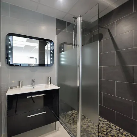 Apartamento Chrome - Héliopolis D 80 - Luxe - 2 Personnes *